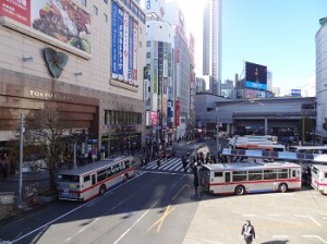 東急プラザ渋谷（写真㊧）の閉店で渋谷駅前の再開発がさらに加速する